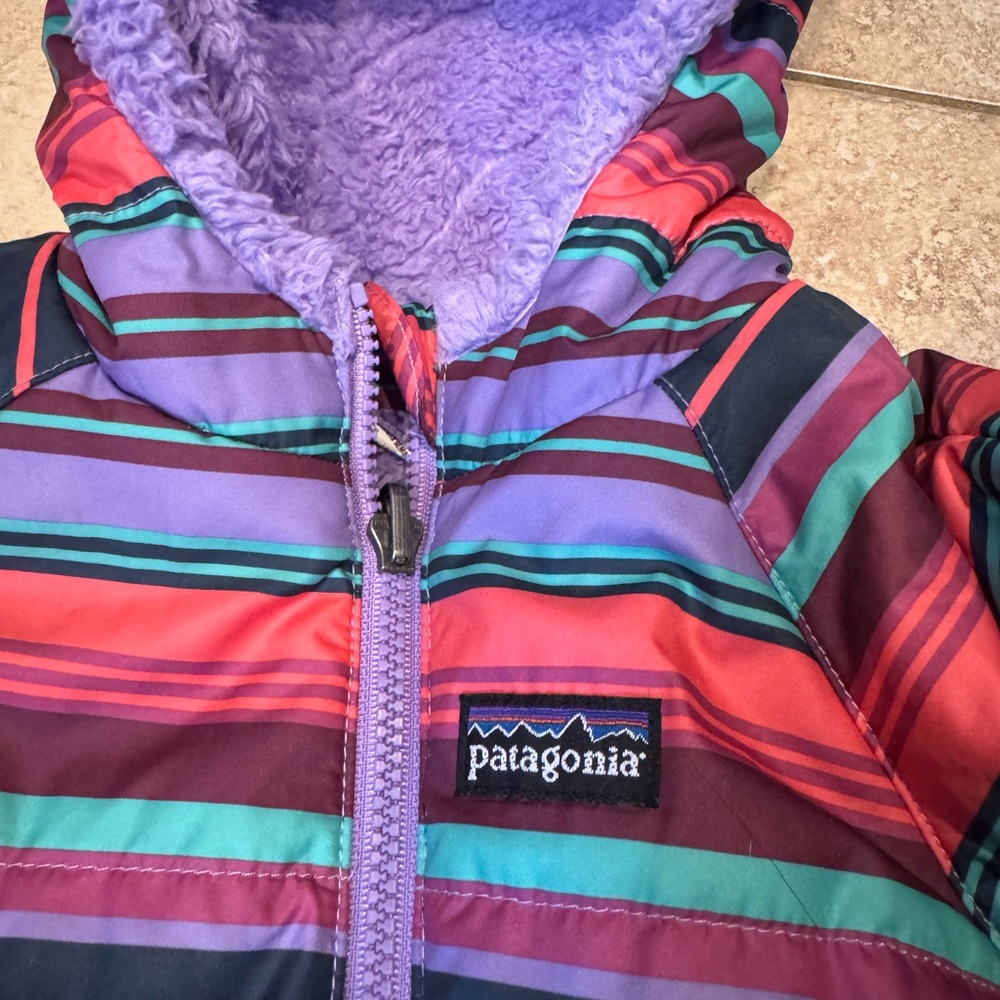 Patagonia Snowsuit size 12 month - Picture 4 of 6